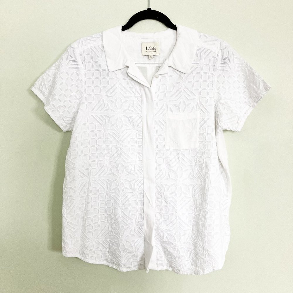 Label Ritu Kumar button up short sleeve blouse size 5